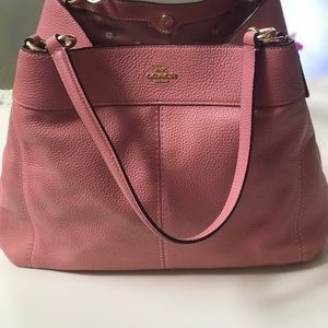 Coach lexy shoulder bag with interior floral print